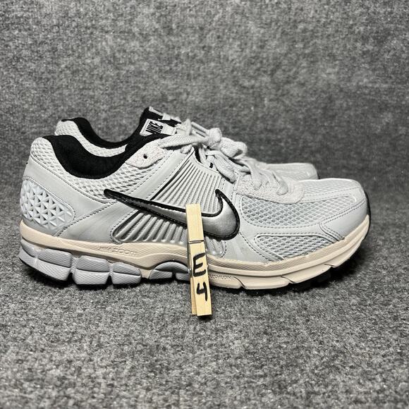 Nike Vomero 5 Shoes Womens Size 10 Running Cushlon Mesh FN6742-002 - Picture 9 of 9